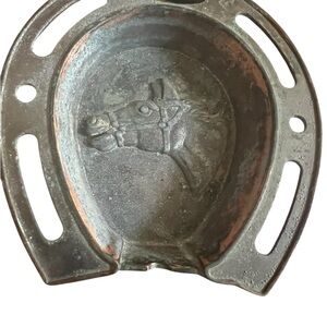 Vintage metal horseshoe horse ashtray 1970’s